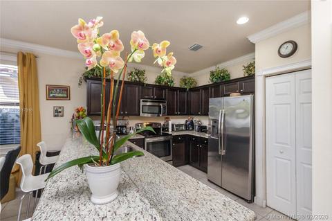 8550 W 33rd Ave, Hialeah, FL 33018 photo 6
