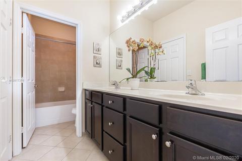 8550 W 33rd Ave, Hialeah, FL 33018 photo 27