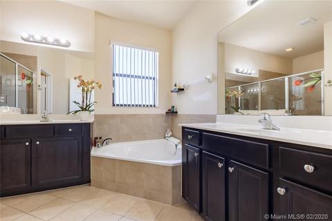 8550 W 33rd Ave, Hialeah, FL 33018 photo 19