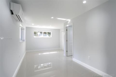234 E 46th St, Hialeah, FL 33013 photo 8