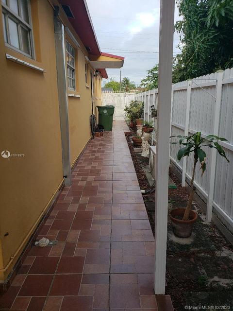 4330 E 8th Ln, Hialeah, FL 33013 photo 26