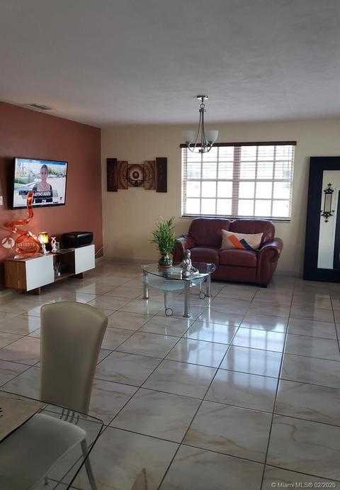 4330 E 8th Ln, Hialeah, FL 33013 photo 4