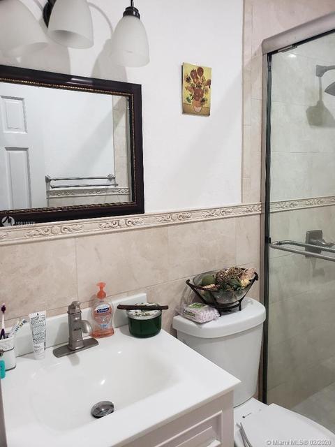 4330 E 8th Ln, Hialeah, FL 33013 photo 17