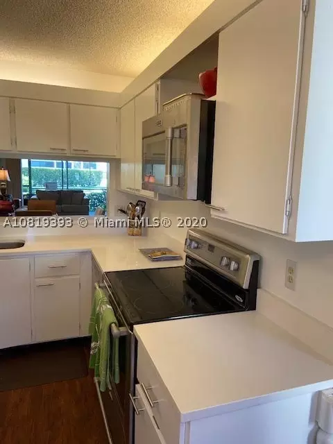 1101 Pinecrest Cir #D, Jupiter, FL 33458 photo 17