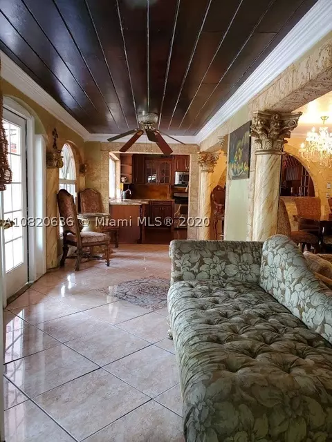 6880 Bamboo St, Miami Lakes, FL 33014 photo 10