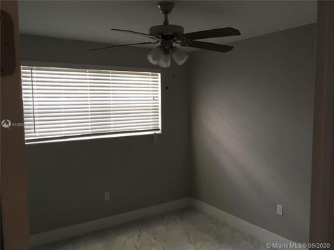 779 E 20th St, Hialeah, FL 33013 photo 8