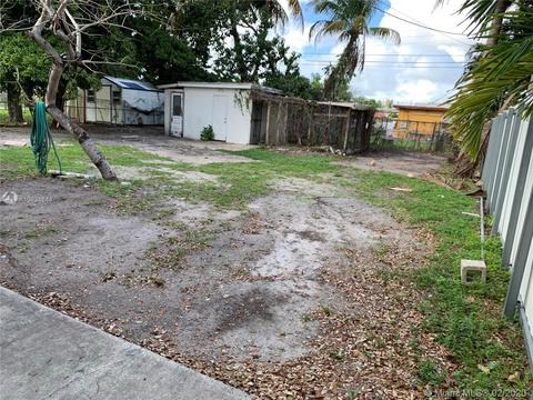 913 E 22nd St, Hialeah, FL 33013 photo 13