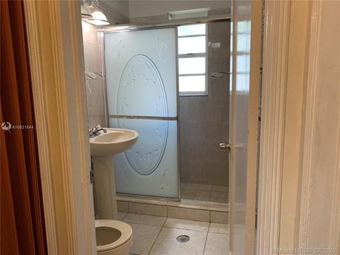 913 E 22nd St, Hialeah, FL 33013 photo 8