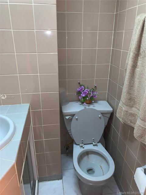 155 E 35th St, Hialeah, FL 33013 photo 15