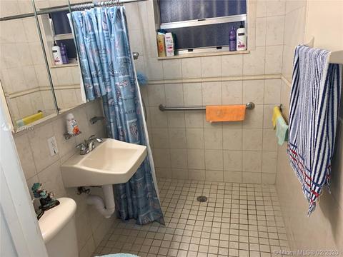 155 E 35th St, Hialeah, FL 33013 photo 12