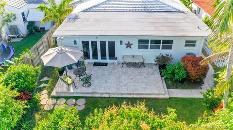 8943 Carlyle Ave, Surfside, FL 33154 photo 6