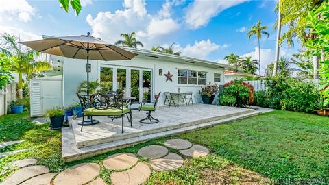 8943 Carlyle Ave, Surfside, FL 33154 photo 31
