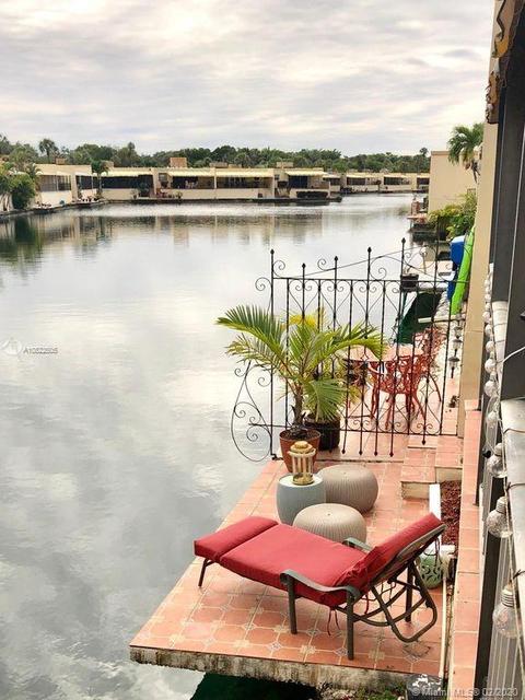 6900 Crown Gate Dr, Miami Lakes, FL 33014 photo 7