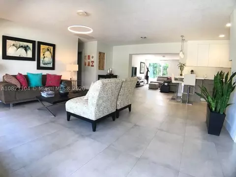2740 NE 24th St, Pompano Beach, FL 33064 photo 2