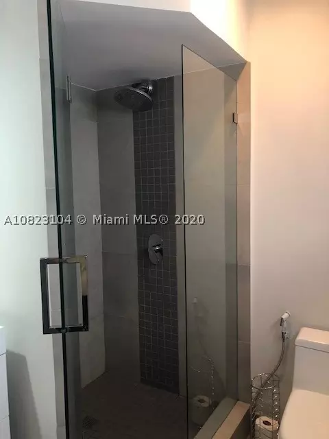2740 NE 24th St, Pompano Beach, FL 33064 photo 17