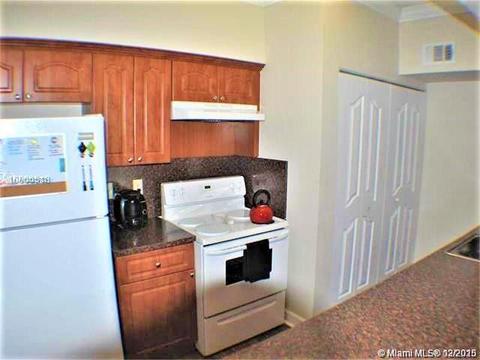 18356 NW 68th Ave #E, Hialeah, FL 33015 photo 7