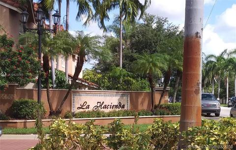 18356 NW 68th Ave #E, Hialeah, FL 33015 photo 21