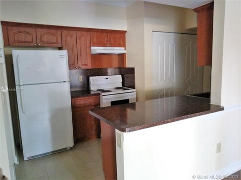 18356 NW 68th Ave #E, Hialeah, FL 33015 photo 9