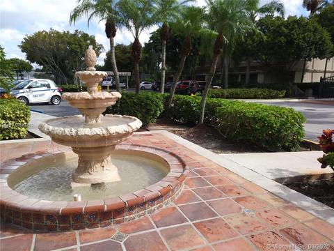 18356 NW 68th Ave #E, Hialeah, FL 33015 photo 20