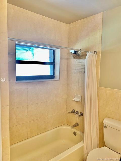 6520 W 13th Ave, Hialeah, FL 33012 photo 12