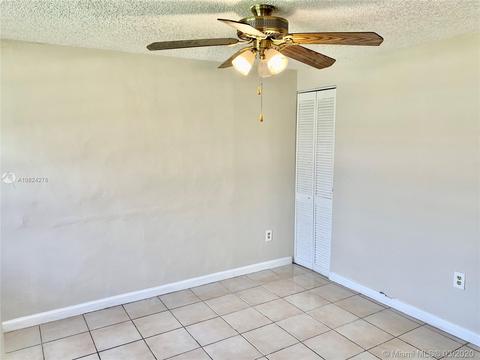 6520 W 13th Ave, Hialeah, FL 33012 photo 8