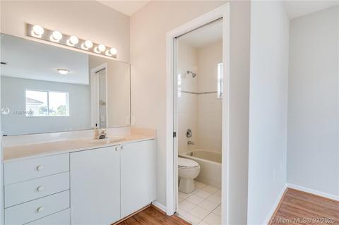 331 E 2nd St #202, Hialeah, FL 33010 photo 17