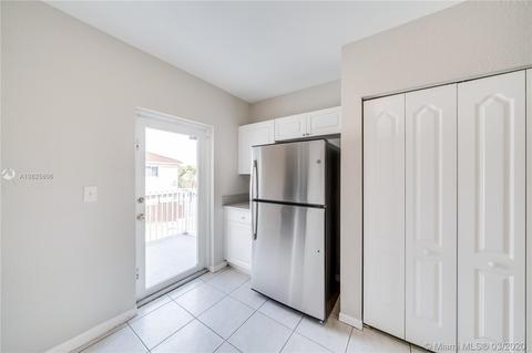 331 E 2nd St #202, Hialeah, FL 33010 photo 6