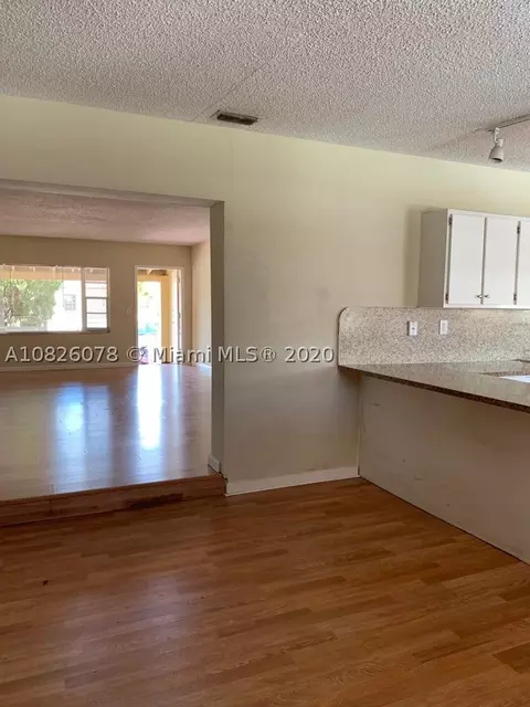 5741 W 3rd Ct, Hialeah, FL 33012 photo 8
