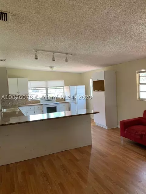5741 W 3rd Ct, Hialeah, FL 33012 photo 6