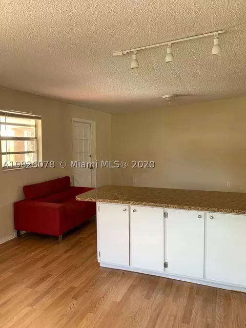5741 W 3rd Ct, Hialeah, FL 33012 photo 7