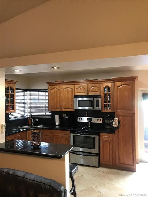 Undisclosed, Hialeah, FL 33015 photo 27