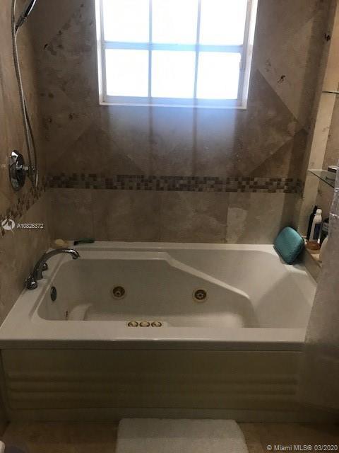 Undisclosed, Hialeah, FL 33015 photo 7