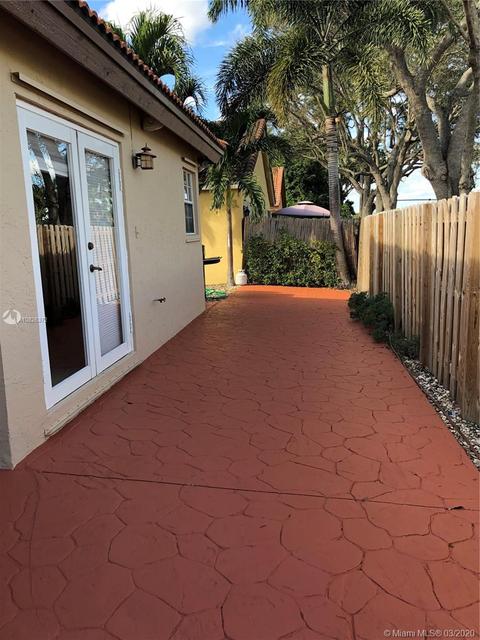 Undisclosed, Hialeah, FL 33015 photo 14