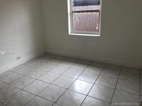 711 E 45th St, Hialeah, FL 33013 photo 5