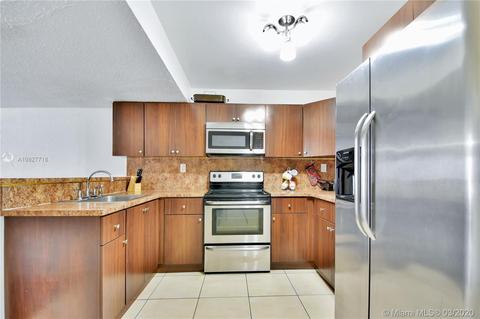210 W 68th St #207, Hialeah, FL 33014 photo 3