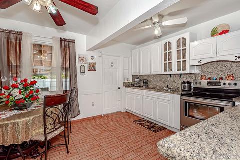 711 E 7th Ave, Hialeah, FL 33010 photo 6