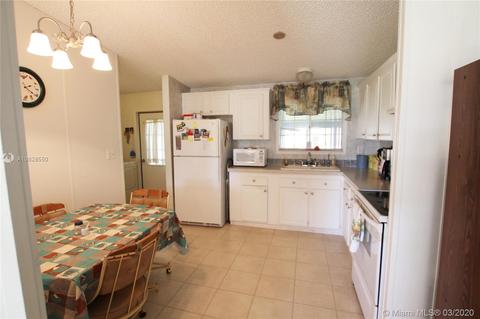 1115 24th St, Okeechobee, FL 34974 photo 4