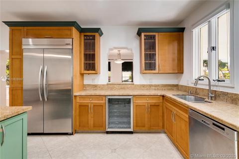427 Alhambra Cir, Coral Gables, FL 33134 photo 7