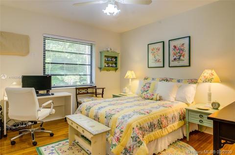 6920 Mindello St, Coral Gables, FL 33146 photo 11