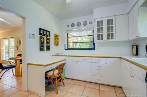 6920 Mindello St, Coral Gables, FL 33146 photo 8