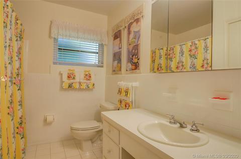 6920 Mindello St, Coral Gables, FL 33146 photo 13