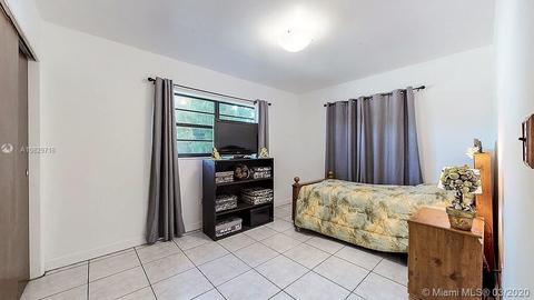 398 E 57th St, Hialeah, FL 33013 photo 16