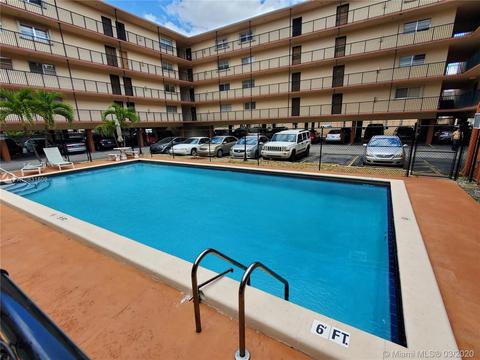 1075 W 68th St #401, Hialeah, FL 33014 photo 11