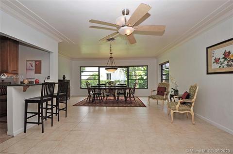 551 Jeronimo Dr, Coral Gables, FL 33146 photo 4