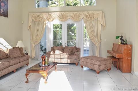 16005 NW 82nd Ct, Miami Lakes, FL 33016 photo 8