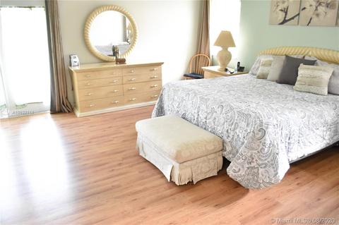 16005 NW 82nd Ct, Miami Lakes, FL 33016 photo 25