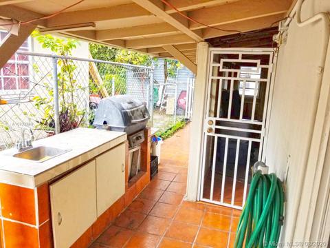 841 SE 8th St, Hialeah, FL 33010 photo 38