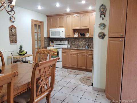 841 SE 8th St, Hialeah, FL 33010 photo 4