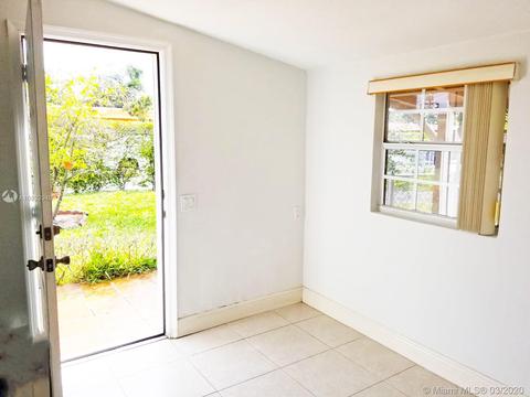 841 SE 8th St, Hialeah, FL 33010 photo 24