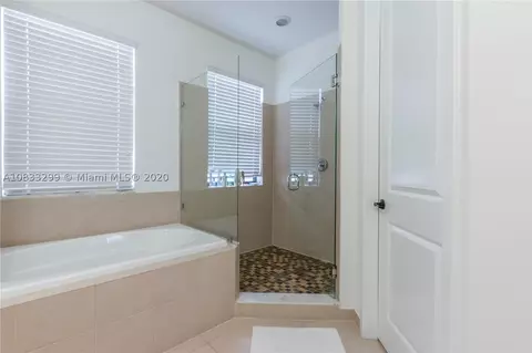 3554 W 97th St, Hialeah, FL 33018 photo 27